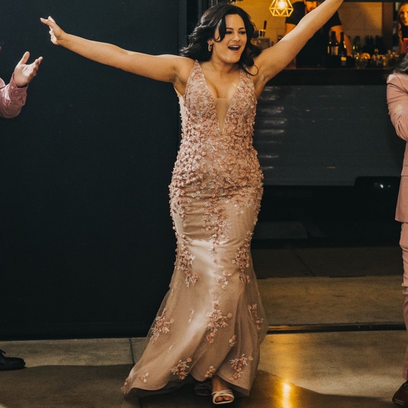 Pink Floral Wedding Gown from René the Label (Size 10) - Picture 14 of 15